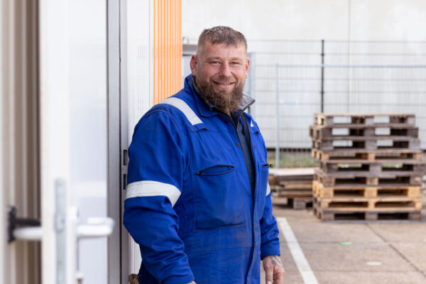 automotive, revolve recruitment, uitzendkracht, monteurs, bandenmonteur